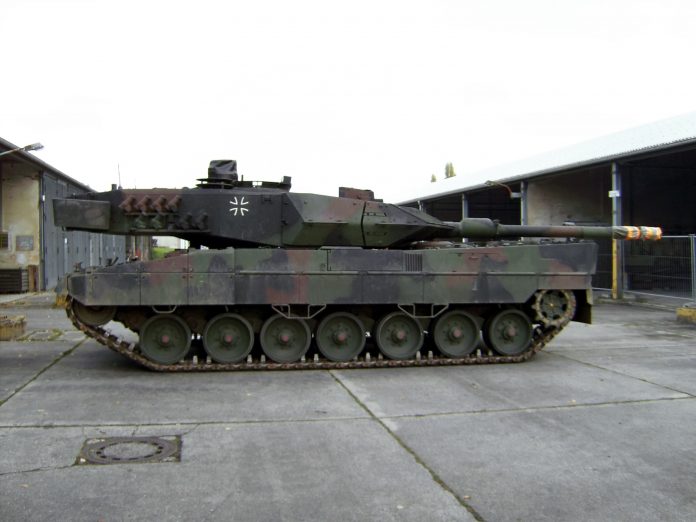 12726