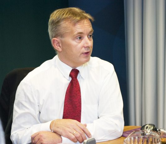 Øker UDI-bevilgninger for å få ut flere