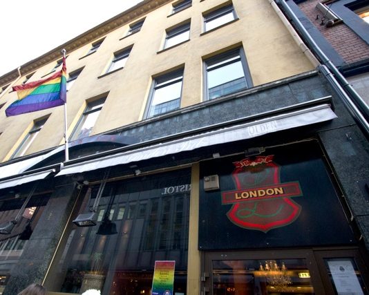 Å lære Koranen på homopub