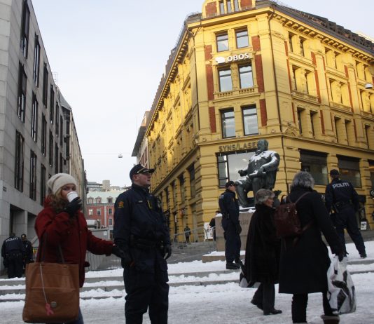 Forløp i fredelige former