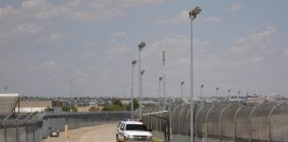 Rekordmange migranter tok seg ulovlig inn i USA det siste året