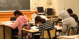 Kristne og muslimske elever tør ikke snakke åpent sammen
