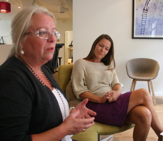 De hjelper kvinner å finne jobb