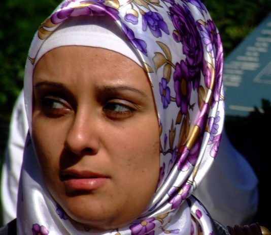 – Ikke uten min hijab