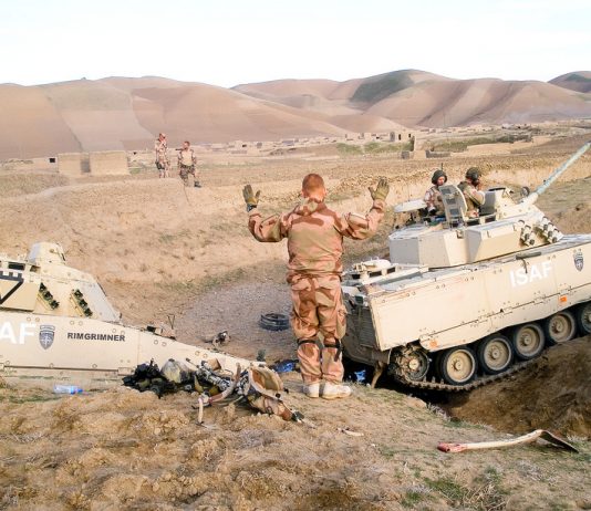 Forsvaret vil ansette imamer og humanetikere i felten