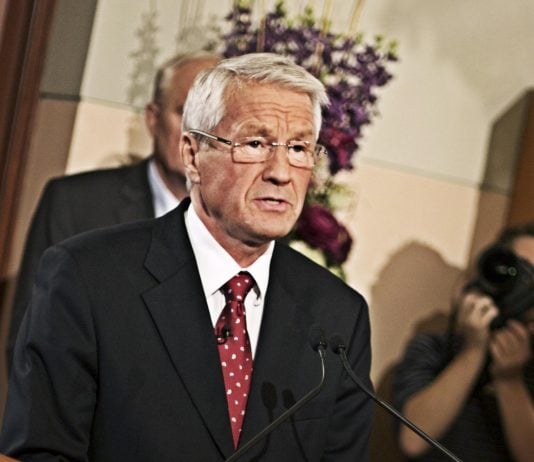 Jagland: Alle norske IS-kvinner bør hentes hjem og straffeforfølges