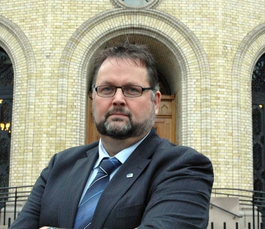 – Rydd opp i godkjenningskøen nå