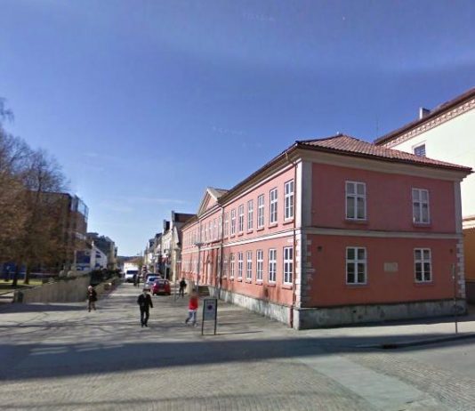 Regjeringen vil skjerpe språkkrav for utbetaling av sosialhjelp