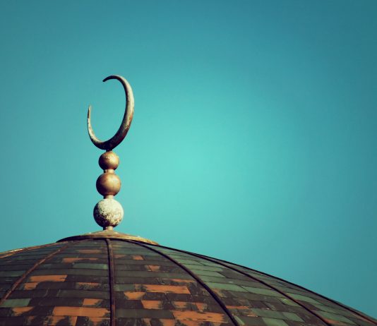 Storimam: Muslimer må ikke bli provosert av hatefull rasisme