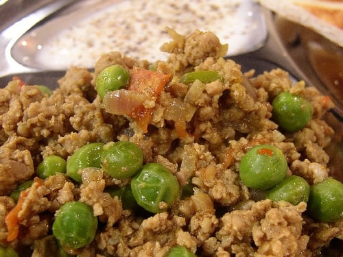 Lag keema matar