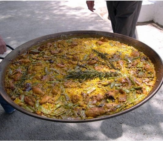 Lag valenciansk paella