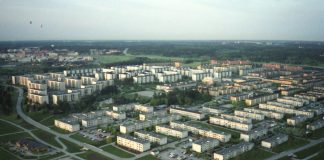 Roser Norge, bekymret for utviklingen i Sverige