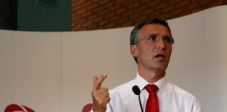 Jens Stoltenberg får årets brobyggerpris