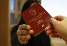 FrP vil ta stemmeretten fra hundretusener – har partiet glemt hva demokrati er?