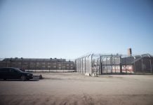 Ny regel etter Trandum-kritikken: Du kan få advokat – men må betale selv