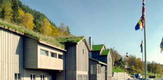 Holder sommerutstilling om rasistisk netthets
