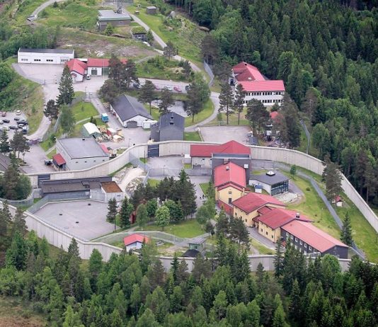 – Utlendingsfengsel åpner for diskriminering og rasisme
