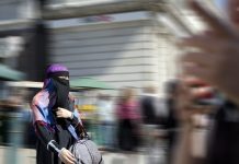 Sveitsisk burkaforbud trer i kraft fra nyttår