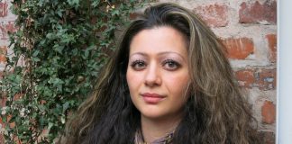 Motstandskvinne med tro på iransk demokrati