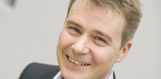 Frp-talsmann sier barnetrygdforslag ikke er Frp-politikk