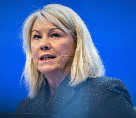 Mæland: – Gjenbosetting av flyktninger ikke tema