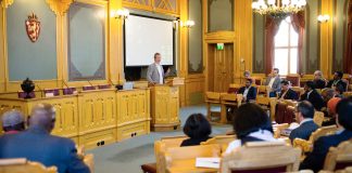 Lokalpolitikere jobber for å få innvandrere til å bruke stemmeretten