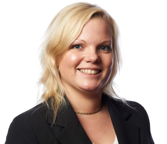 Frp-topp åpner for å hente IS-krigeres barn