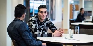Utvikler ny type mentorprogram for unge innvandrere
