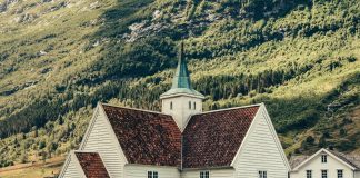 Færre enn før er medlem i et tros- eller livssynssamfunn