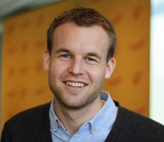 Ropstad vil vurdere handlingsplan mot islamofobi