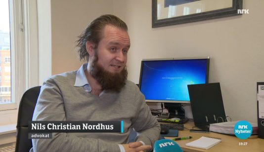 Redd Barna får hjelp fra advokat som fikk norsk kvinne ut av Syria