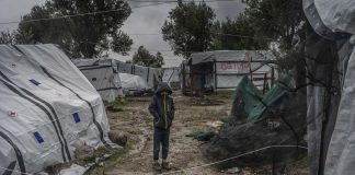 Sårbare migranter og flyktninger evakueres fra Moria