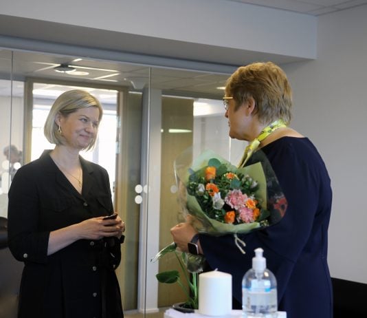 Guri Melby (V) er ny kunnskaps- og integreringsminister