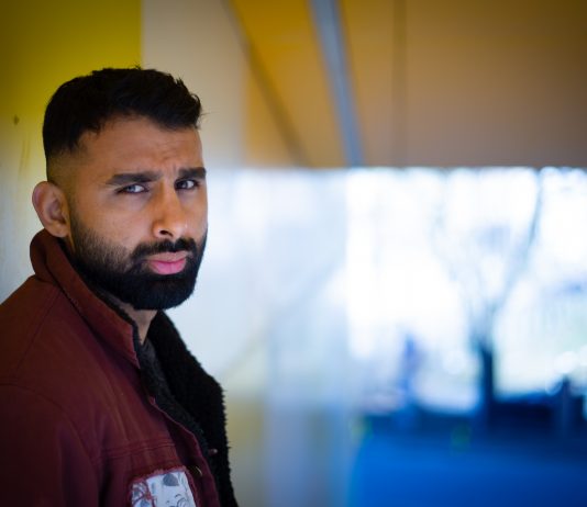 – Hat sprer seg raskere enn virus Adel Khan Farooq