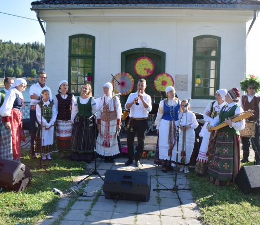 Koronapreget St. Hansfeiring på Hvervenbukta