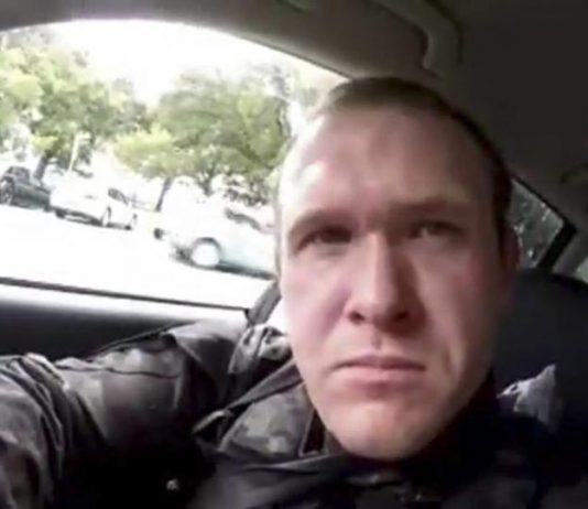 Moskeangriper i New Zealand vil forsvare seg selv