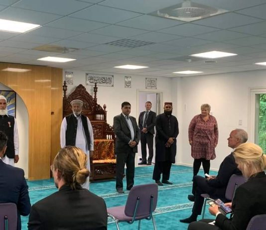 Heltene fra Al-Noor-moskeen hedret med medalje