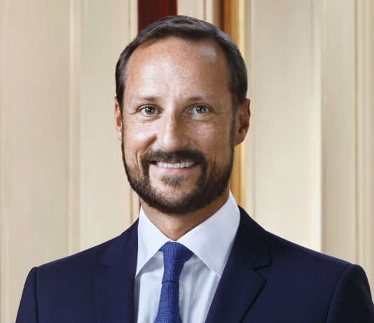 Kronprinsen går flyktningeruta