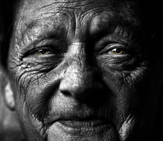 Personer over 65 år får tilbud om tredje dose