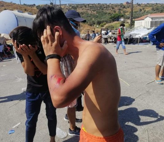 Tåregass mot asylsøkere på Lesvos Moria