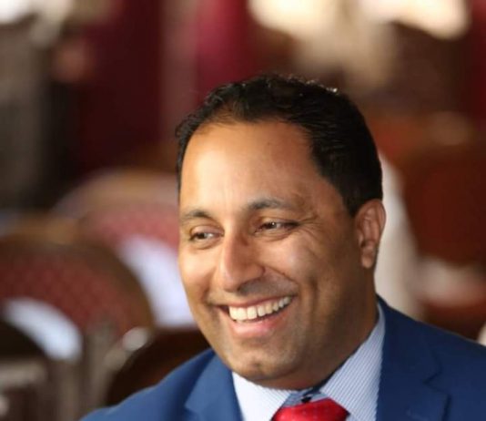 Grorud-politiker Mobashar Banaras går fra Ap til SV