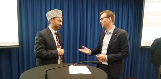 Ropstad vil ha nasjonal dugnad for fosterhjemsrekruttering