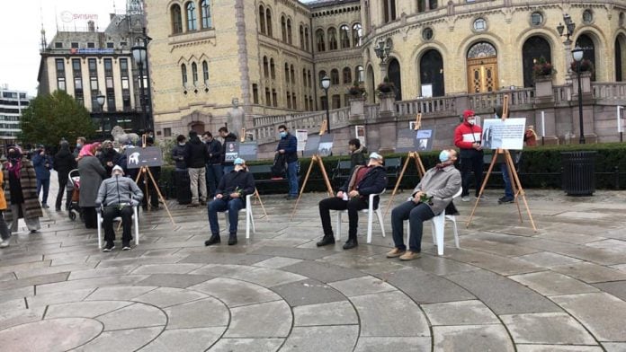 stolaksjon3110.jpg