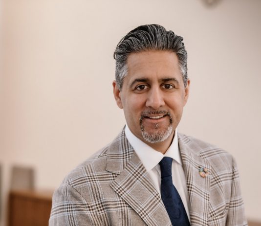 Abid Raja nominert til Rivertonprisen