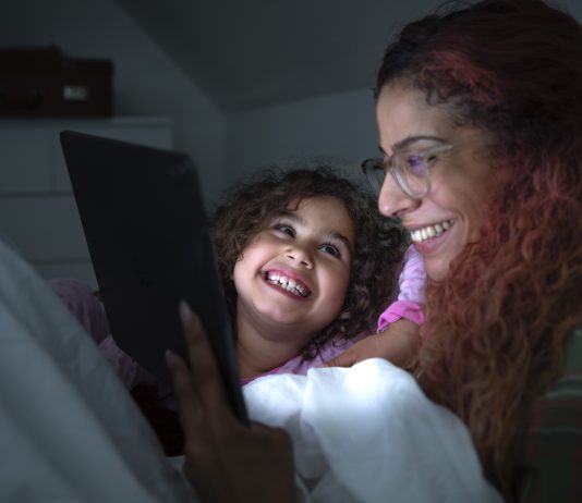 Vanskelig å være mor, innvandrer og ikke så flink til å bruke PC