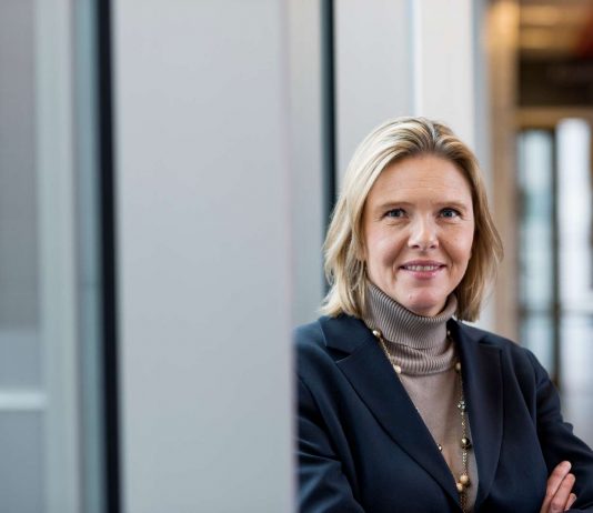 Innvandringsskeptiker valgt som parlamentarisk leder i Frp igjen