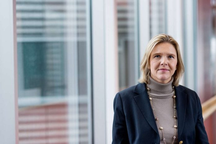 SYLVI_LISTHAUG6-1600px