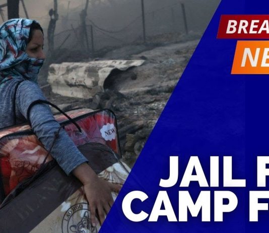 Unge afghanere for retten etter brannen i Moria-leiren