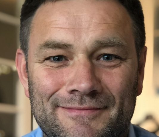 Arne Viste starter nytt vikarbyrå for papirløse