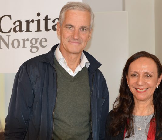 – Bruk stemmeretten, oppfordrer Arbeiderpartiets statsministerkandidat Jonas Gahr Støre.